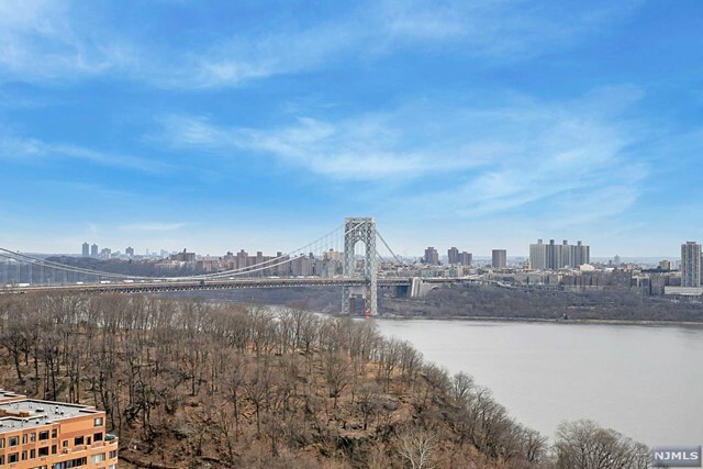 1530 Palisade Avenue 10L  Fort Lee NJ 07024 photo