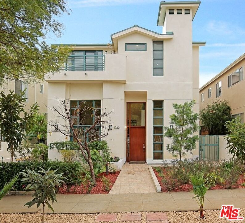 Property Photo:  1232   25th St  CA 90404 