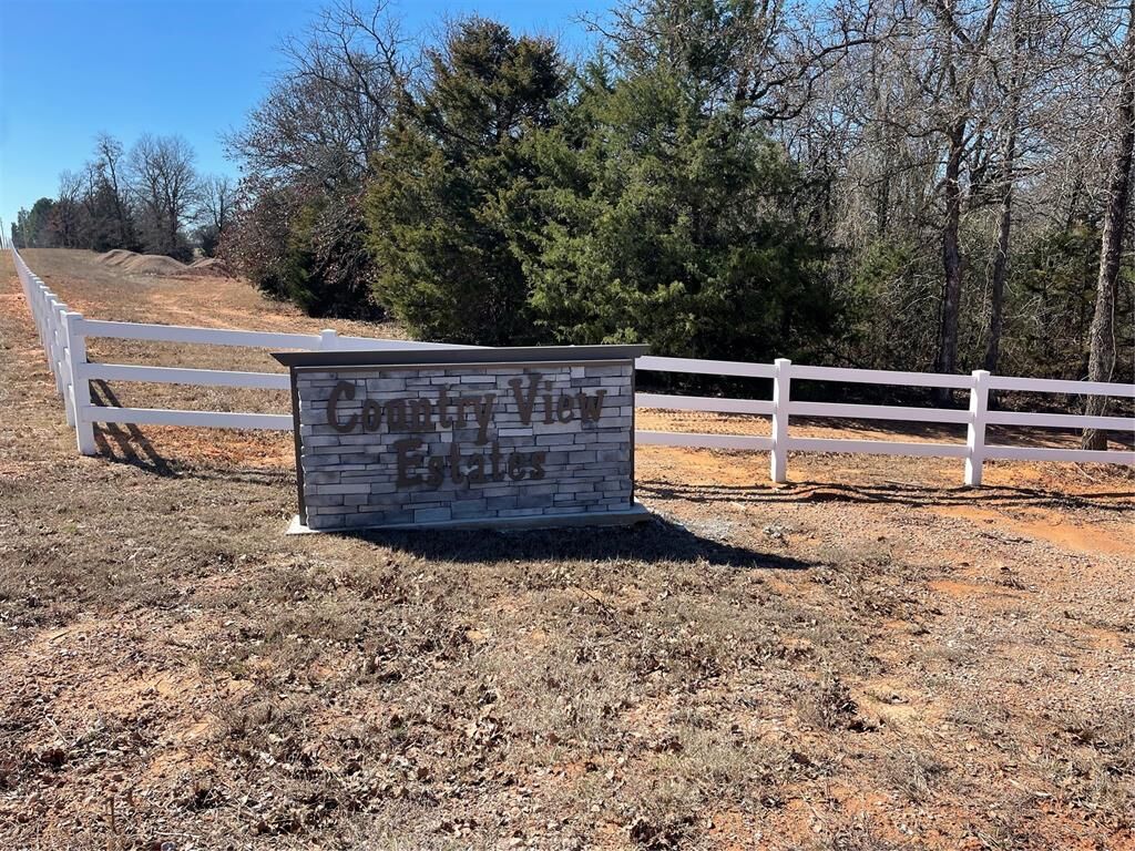 Property Photo: 17929 Victor Avenue OK 73026