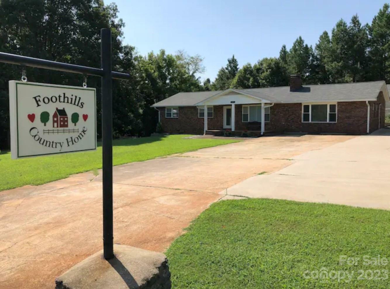 Property Photo:  2800 Coxe Road  NC 28782 