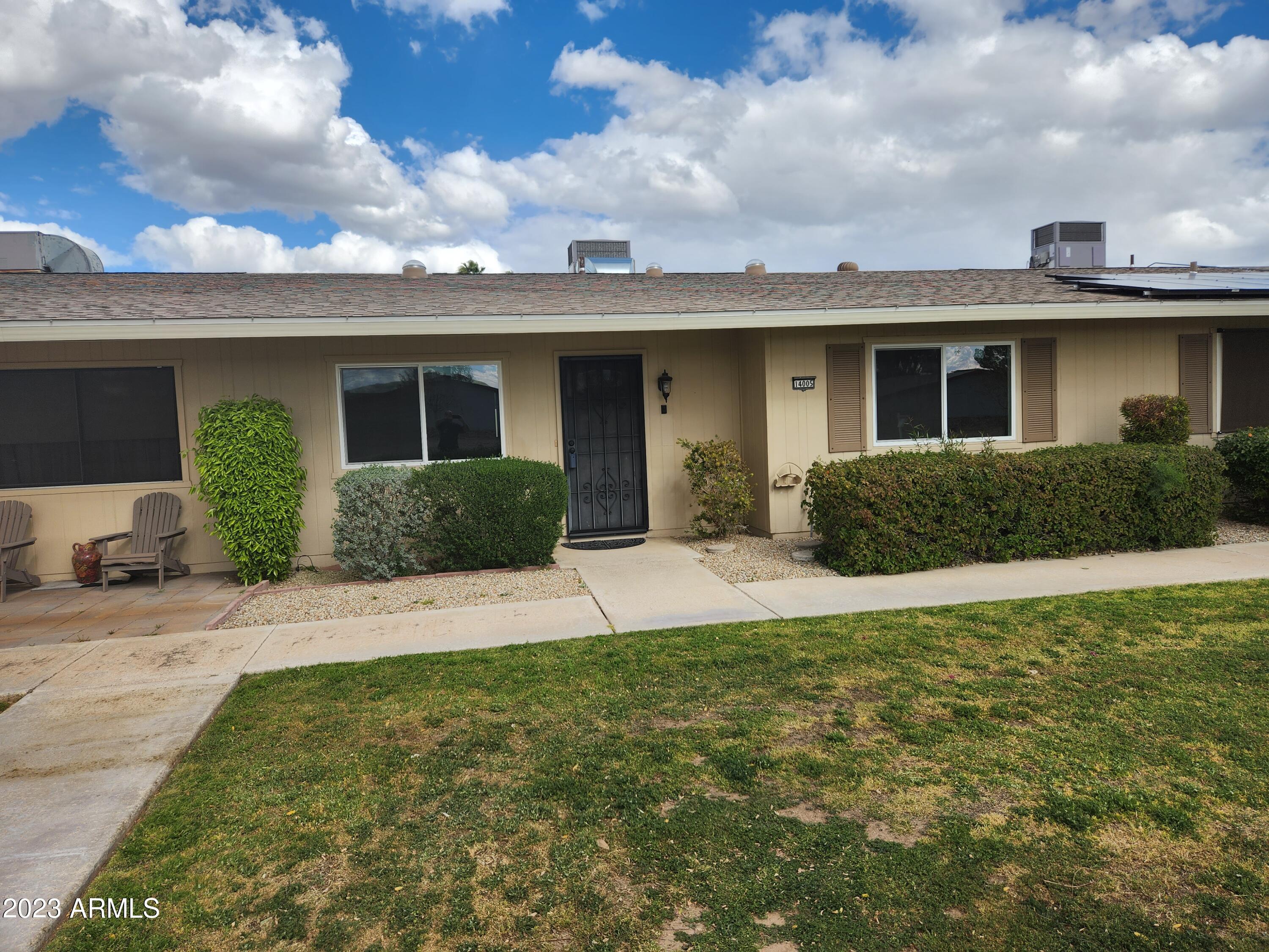 Property Photo: 14005 N Newcastle Drive AZ 85351