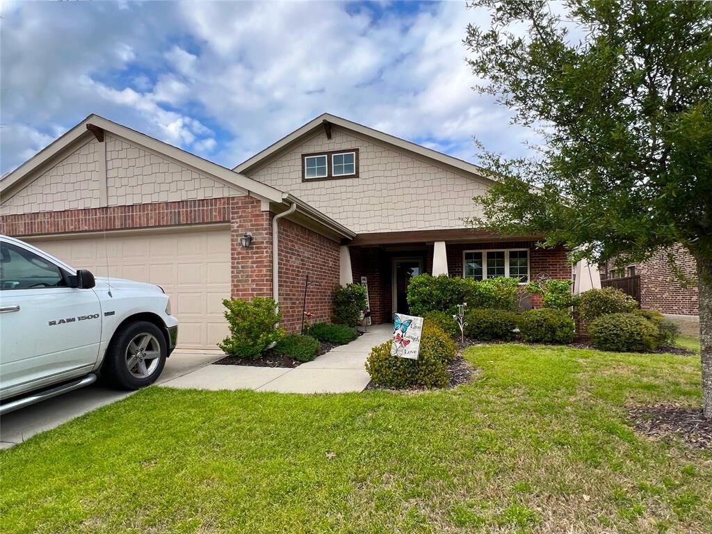 Property Photo:  616 England Street  TX 75189 