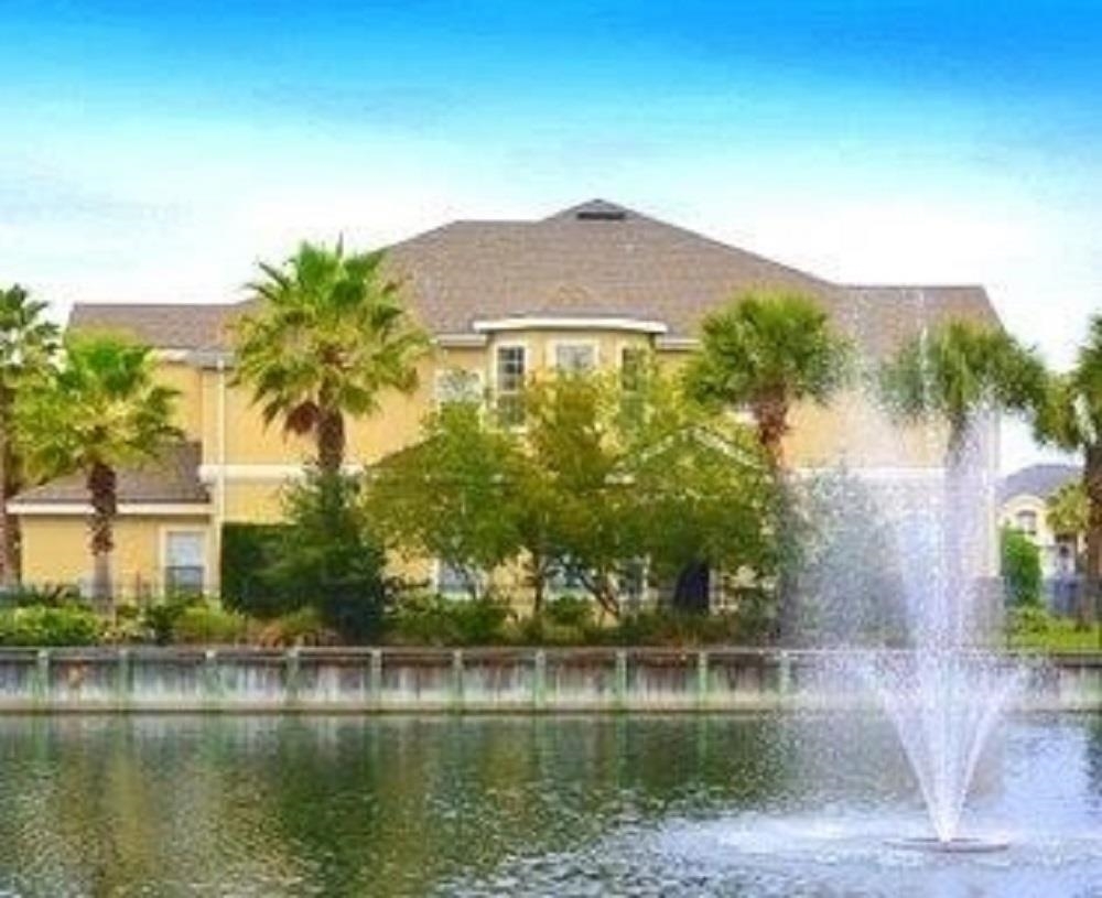 Property Photo: 2004 Makarios Drive FL 32080