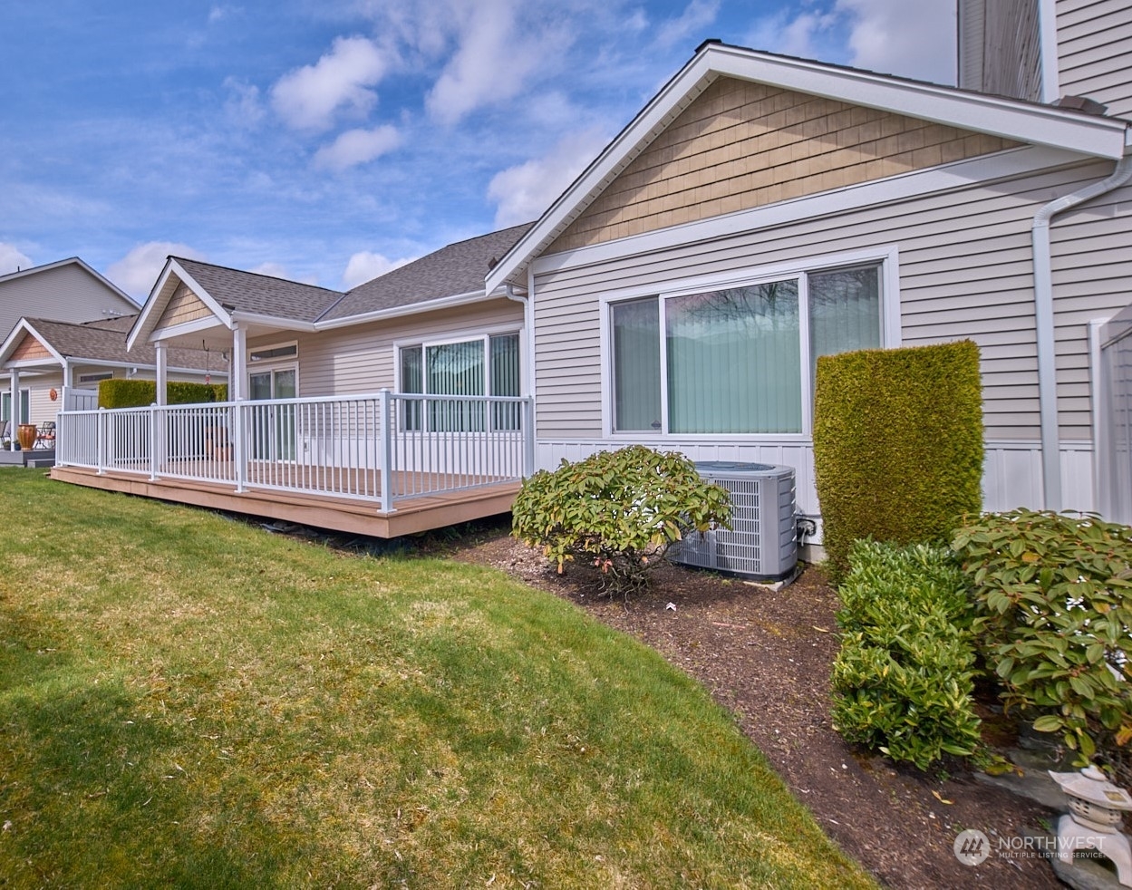 Property Photo: 1301 67th Street SE 25C WA 98092