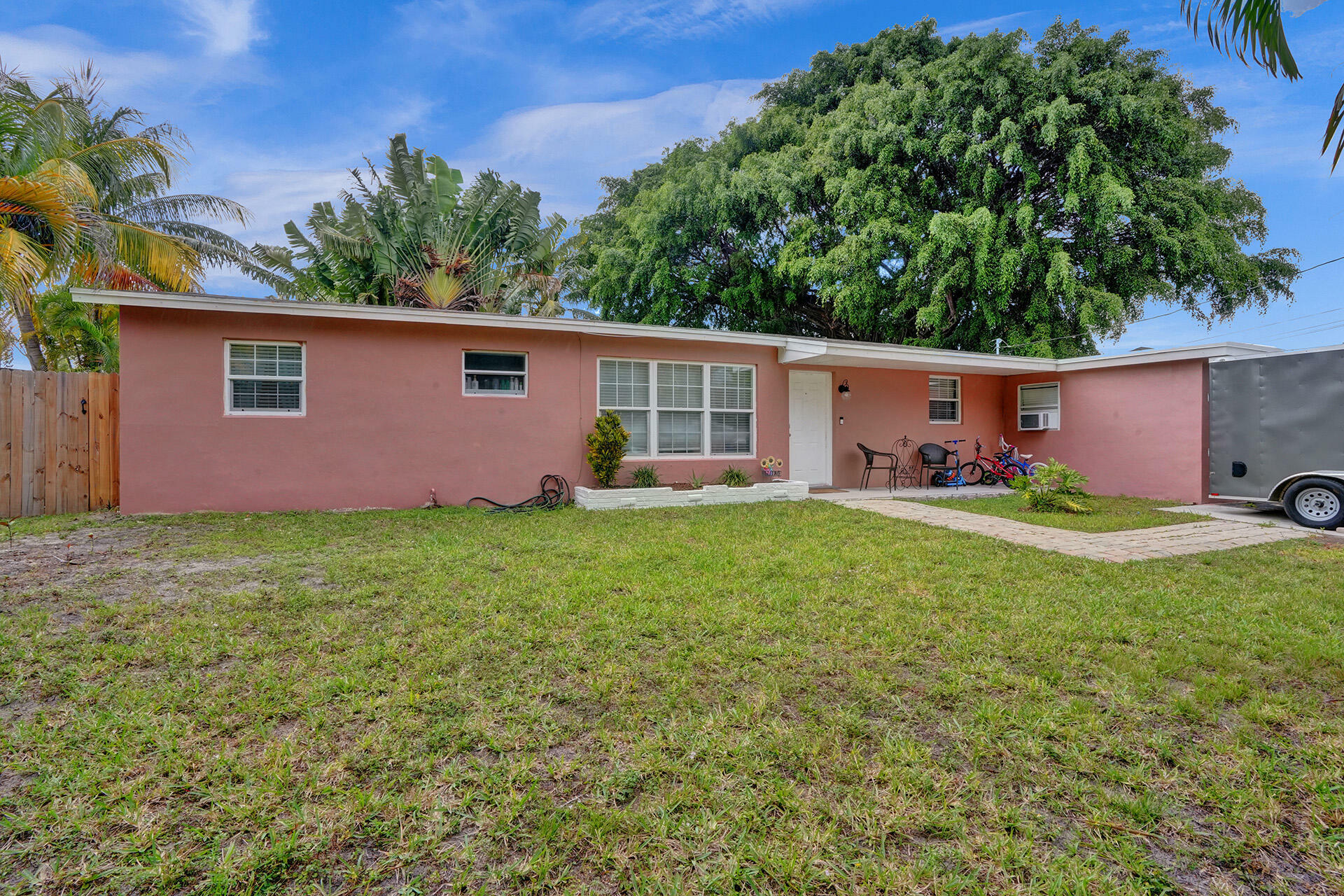 Property Photo:  2221 NW 62 Terrace  FL 33063 