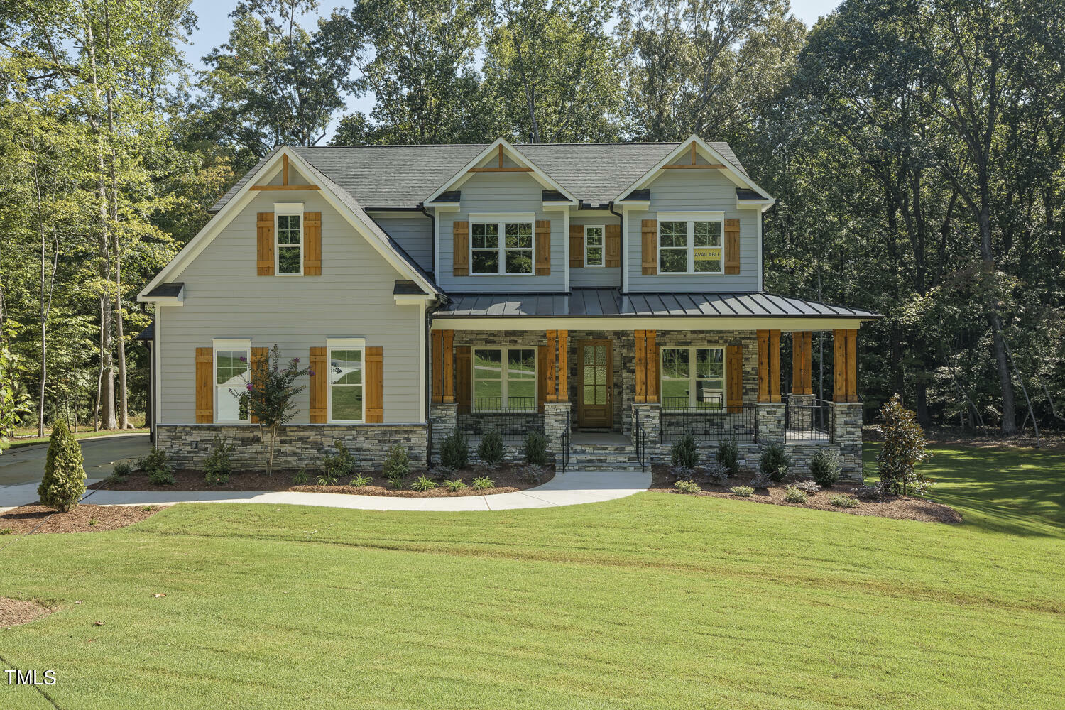 Property Photo: 100 Valebrook Court NC 27596