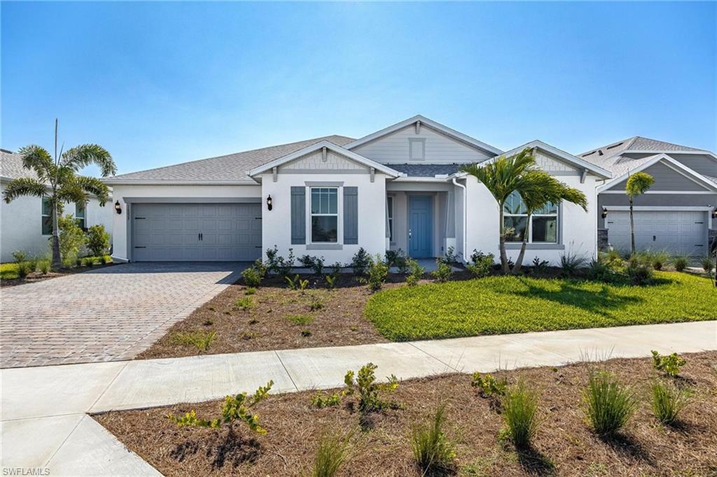 Property Photo: 16029 Shoreline Dr FL 33982
