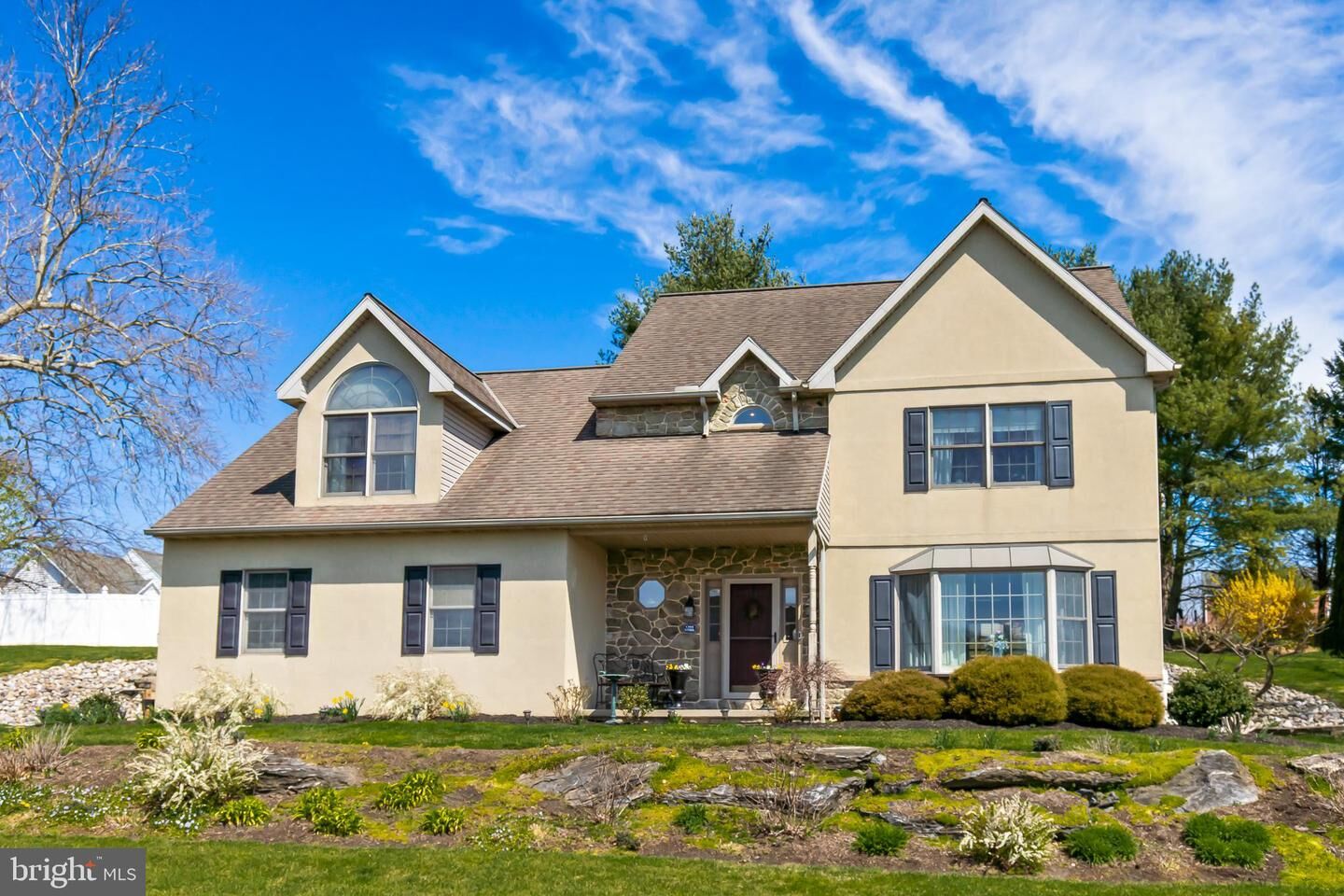 Property Photo:  329 W Charlotte Street  PA 17551