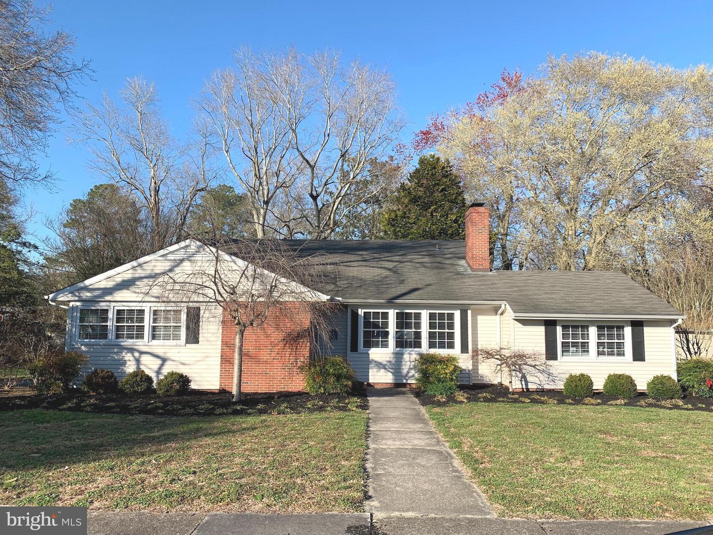 607 N Pinehurst Avenue  Salisbury MD 21801 photo