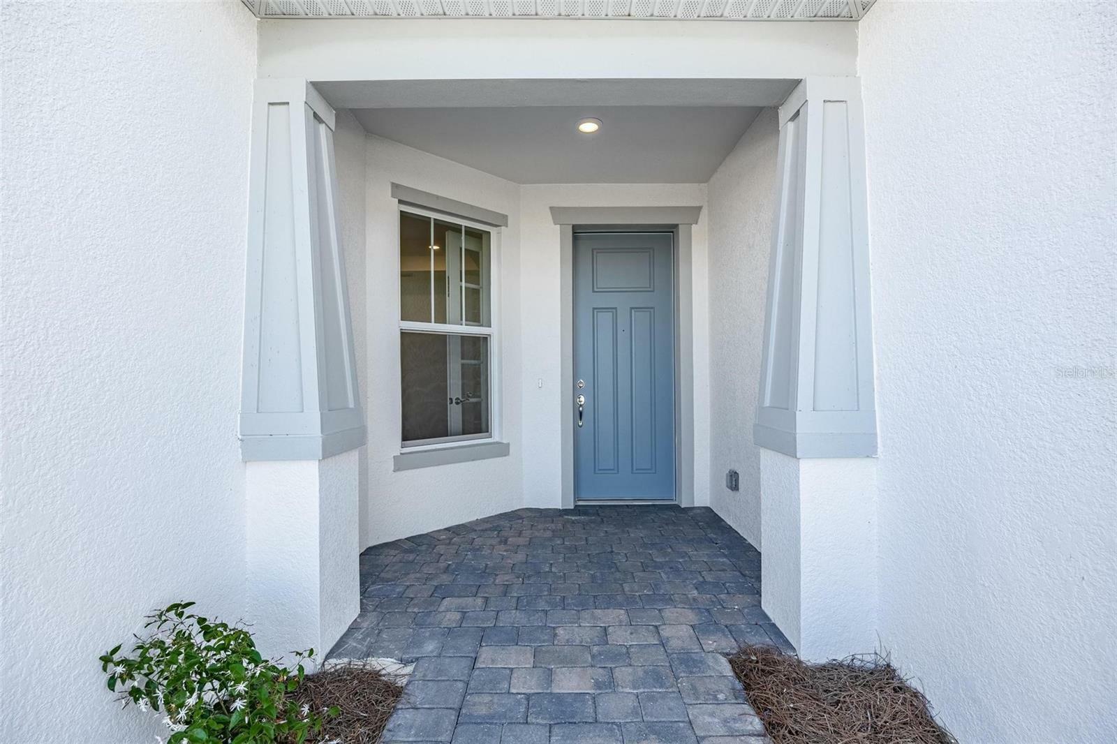Property Photo: 16029 Shoreline Drive FL 33982
