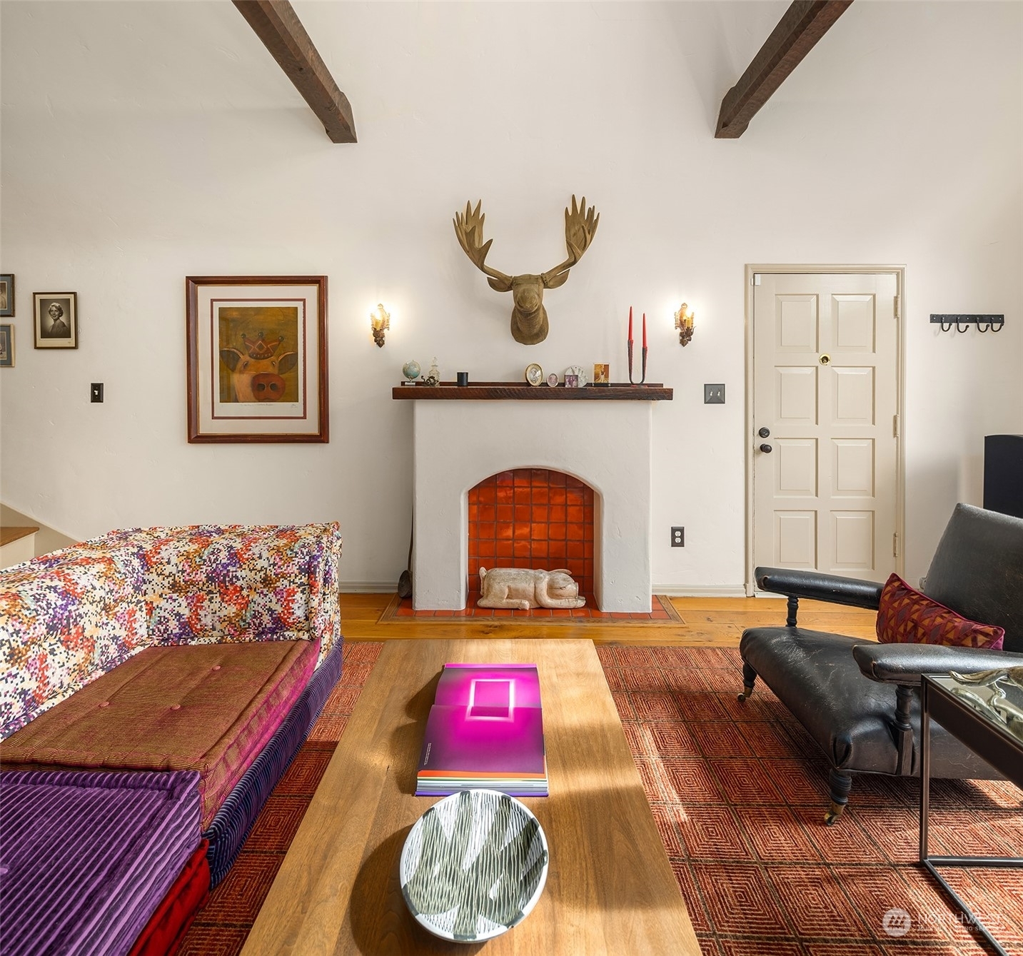 Property Photo: 1516 E Republican Street 5 WA 98112