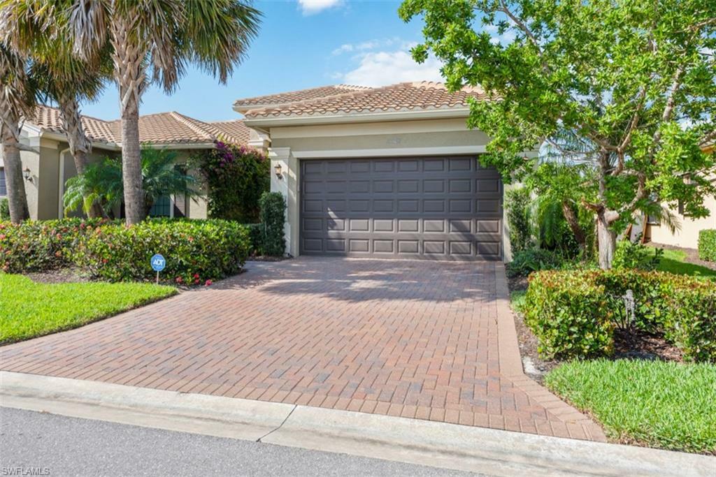 13382 Silktail Dr  Naples FL 34109 photo