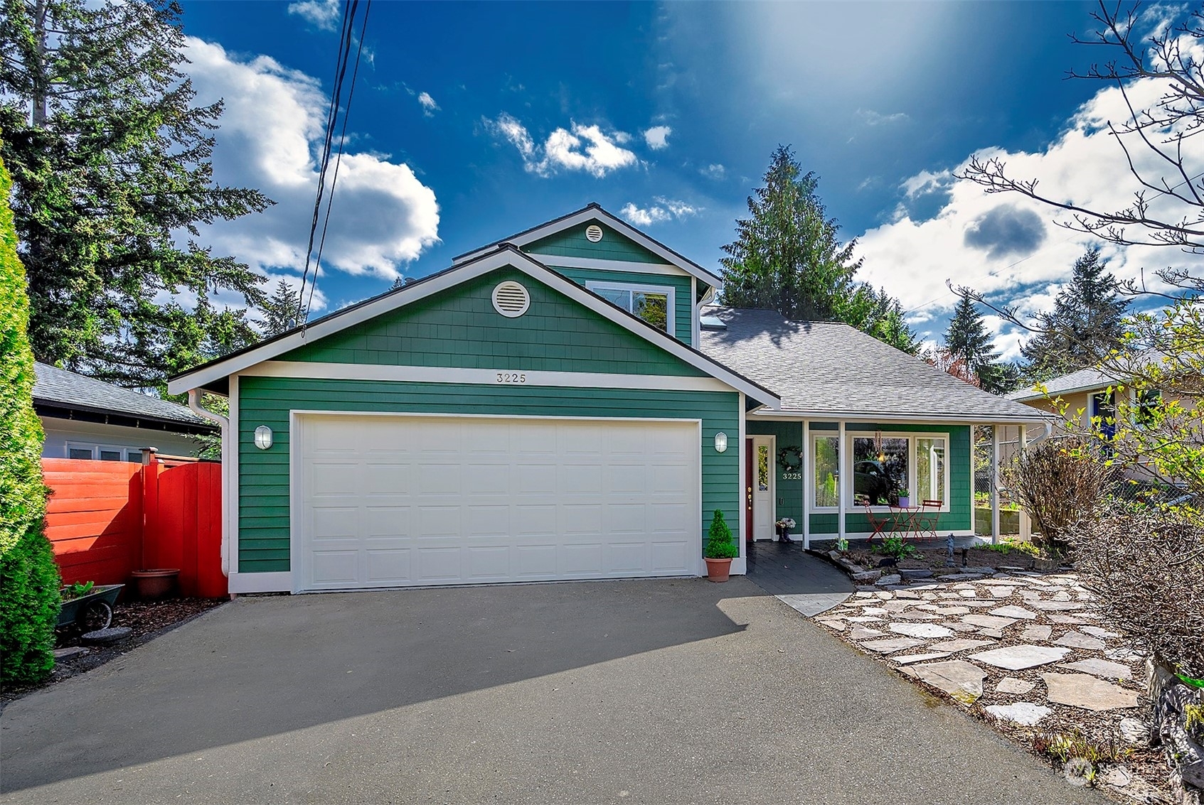 Property Photo:  3225 NE 90th Street  WA 98115 