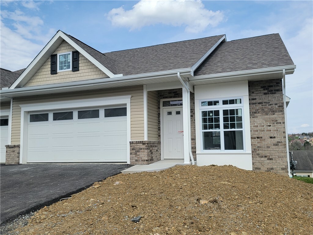 Property Photo:  1119 W Scepter Lane Lot215  PA 15601 