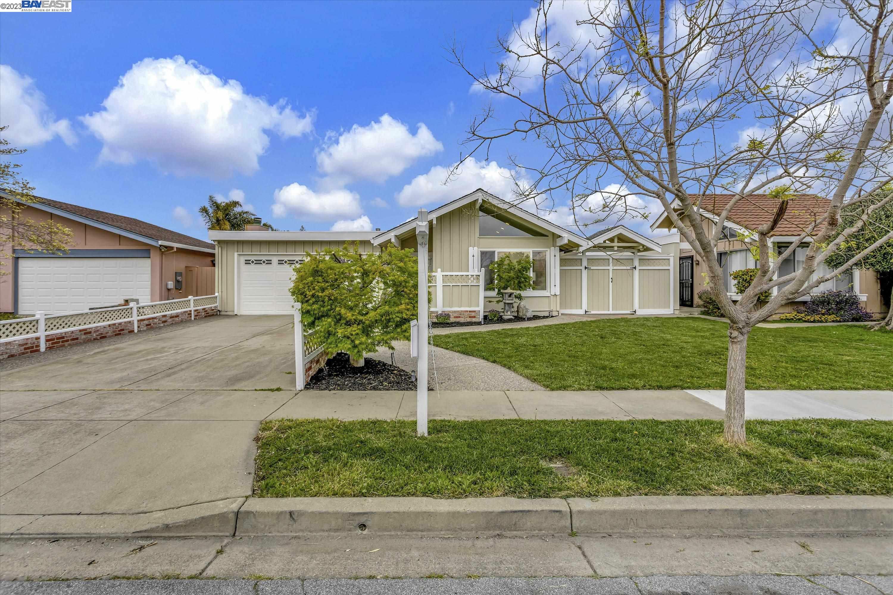 Property Photo: 36798 Port Sailwood Dr CA 94560