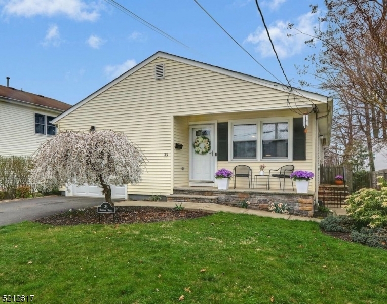 Property Photo:  33 Harrison St  NJ 07066 