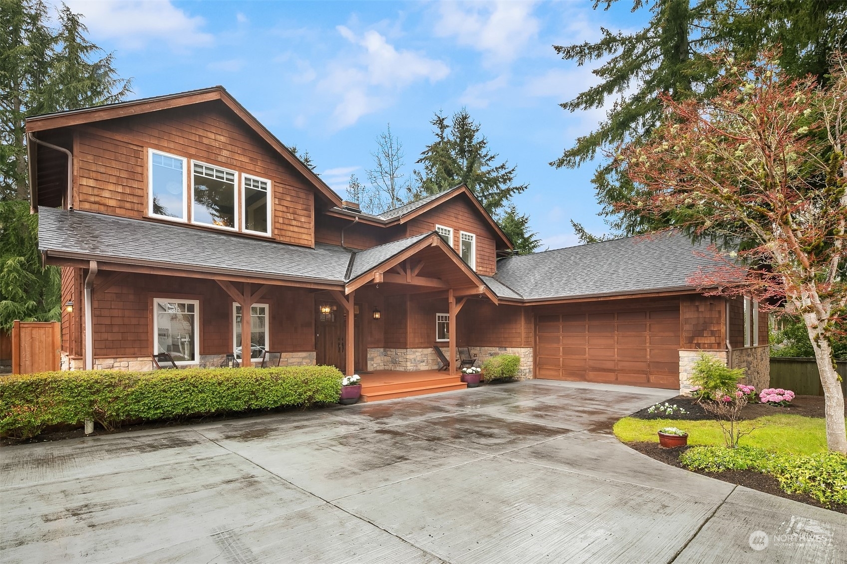 Property Photo:  1929 4th Street  WA 98033 