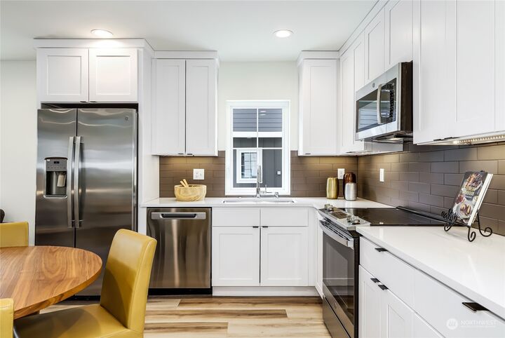 Property Photo: 9031 15th Avenue SW WA 98106