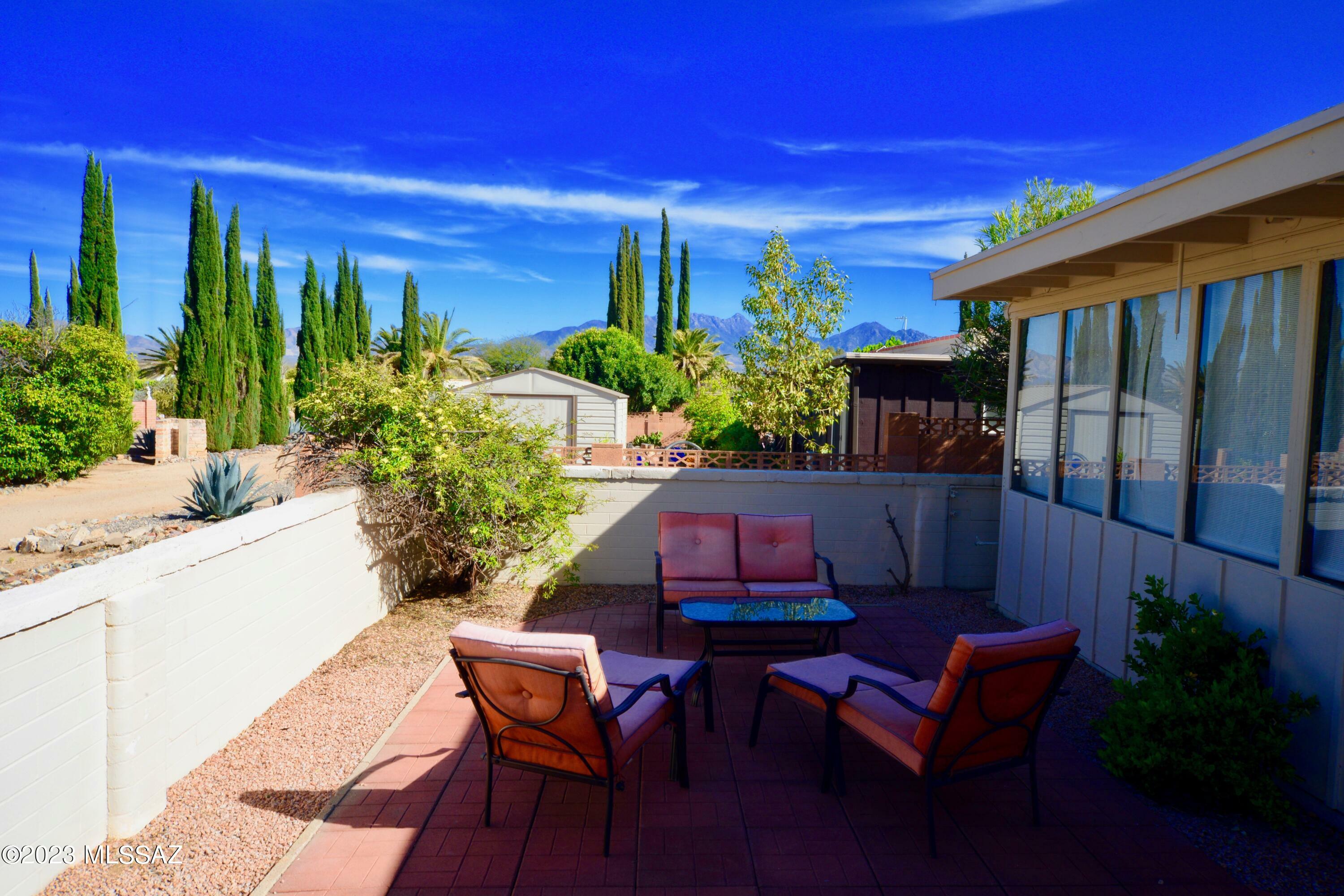 Property Photo:  241 E La Huerta  AZ 85614 