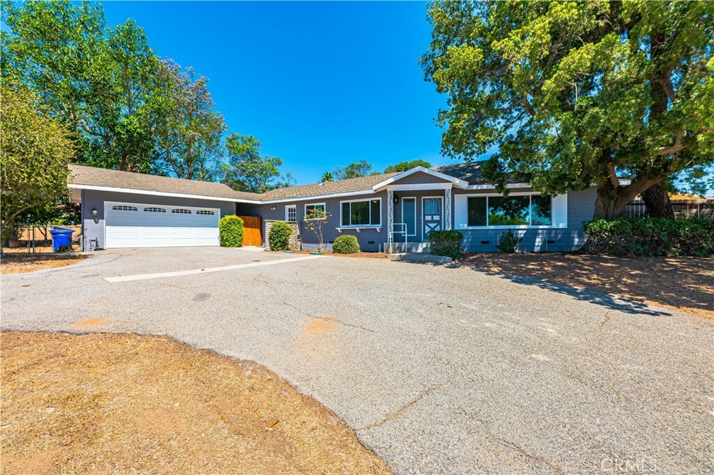 Property Photo:  146 Orvil Way  CA 92028 