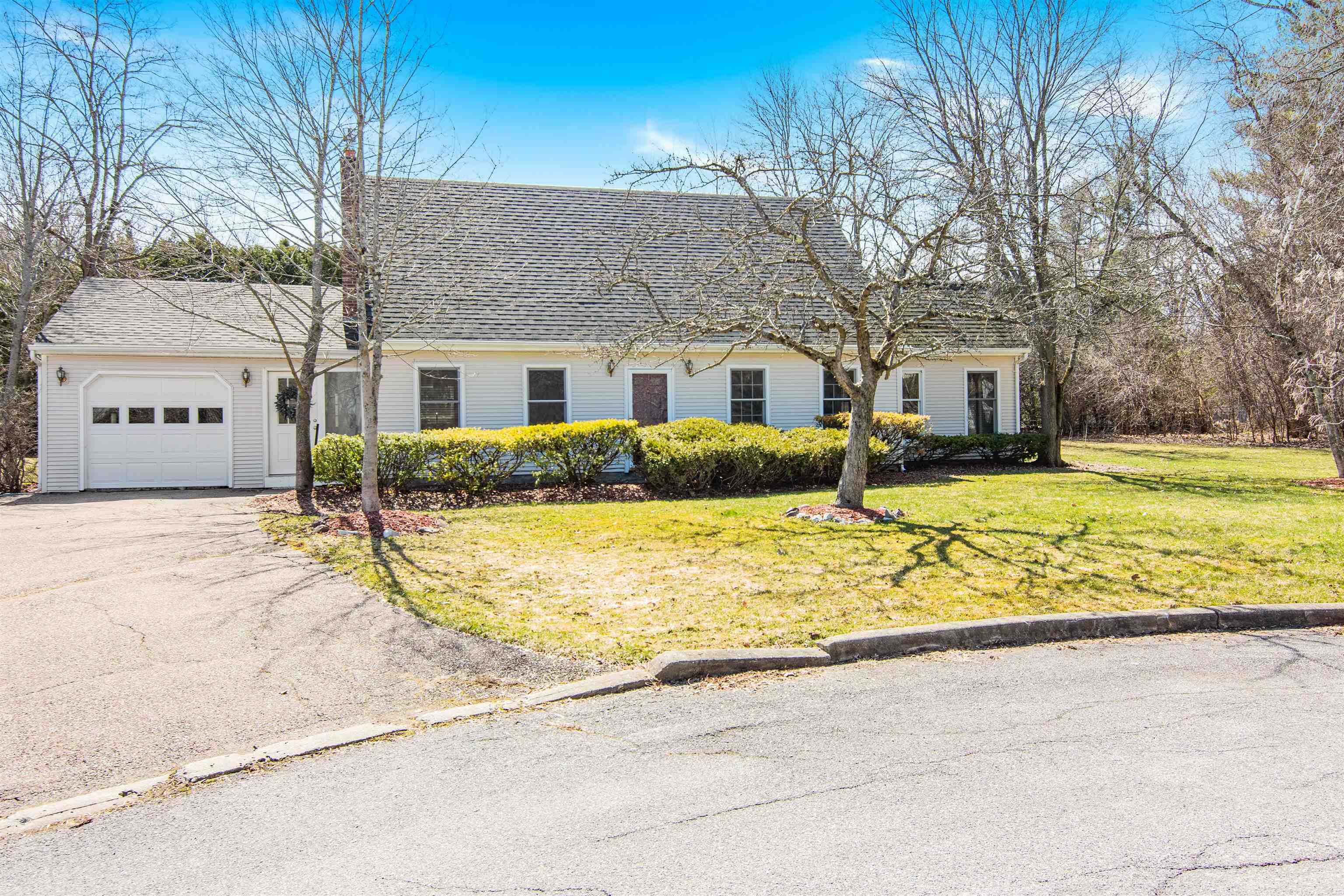 Property Photo: 71 Bayview Lane VT 05482