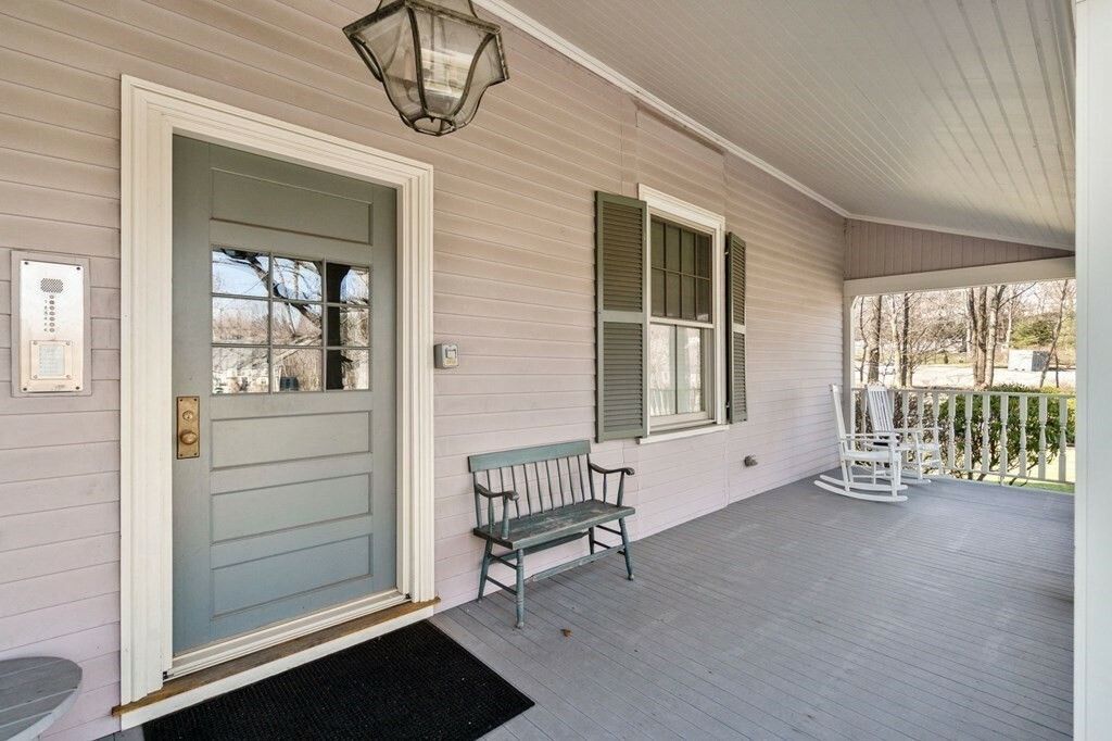 Property Photo:  100 Common Street 6  MA 02478 