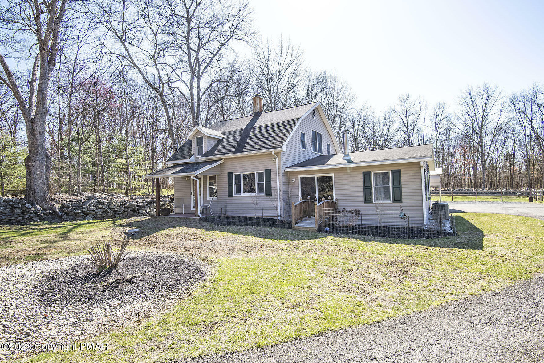 Property Photo:  128 Fish Lane  PA 18301 