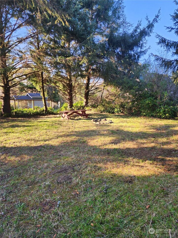 Property Photo:  176 N Narwhal Loop NW  WA 98569 