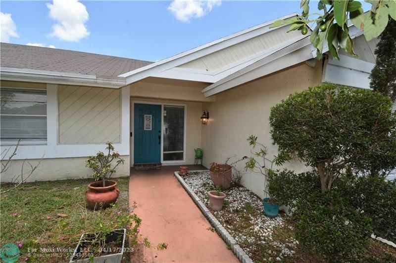 Property Photo:  5449 NW 56th Ct  FL 33319 