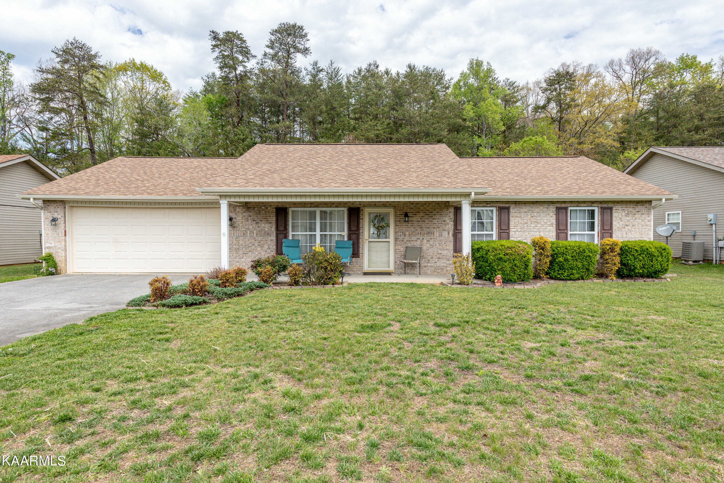 Property Photo: 3024 Country Meadows Lane TN 37803