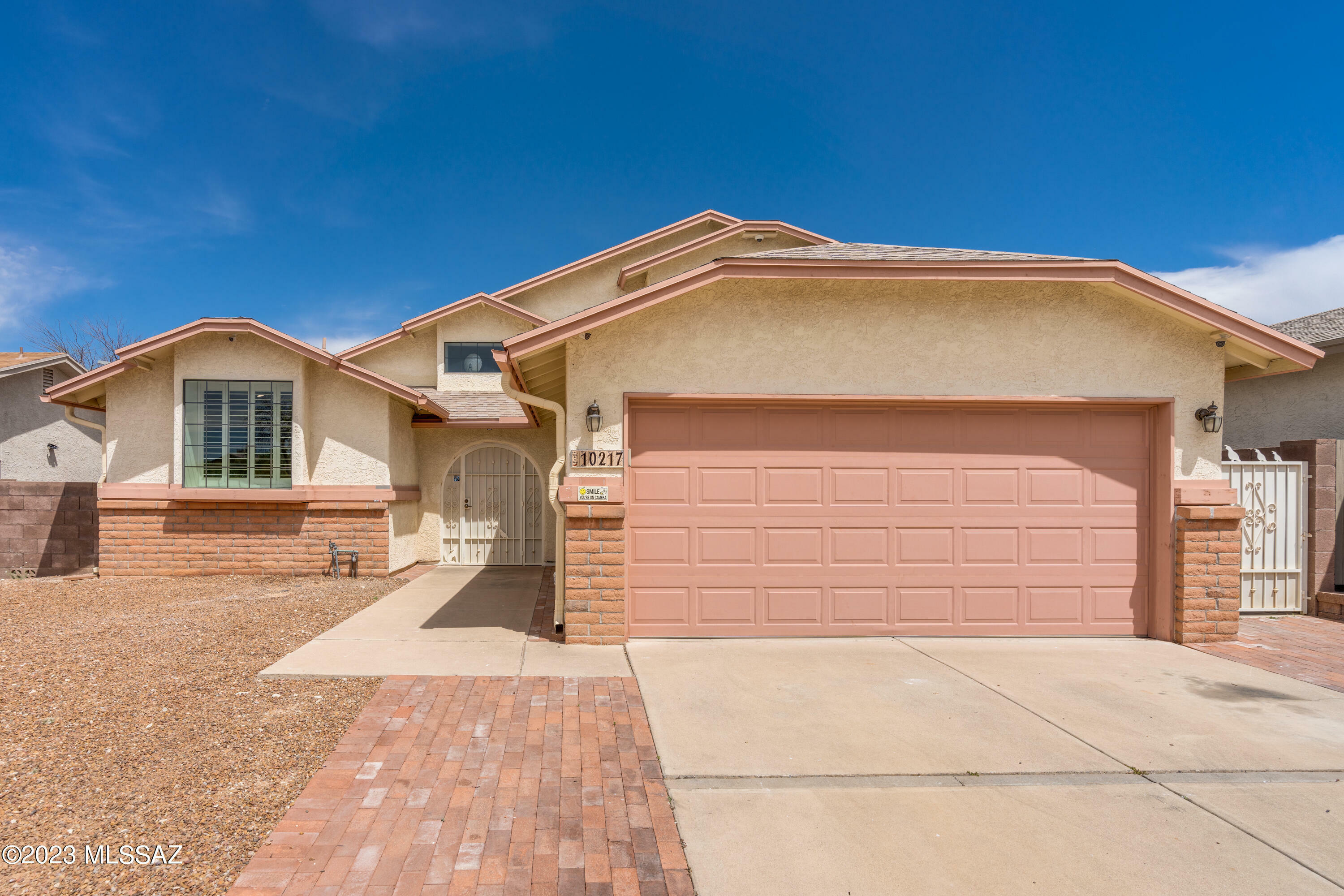 Property Photo:  10217 E Foxmoor Drive  AZ 85748 