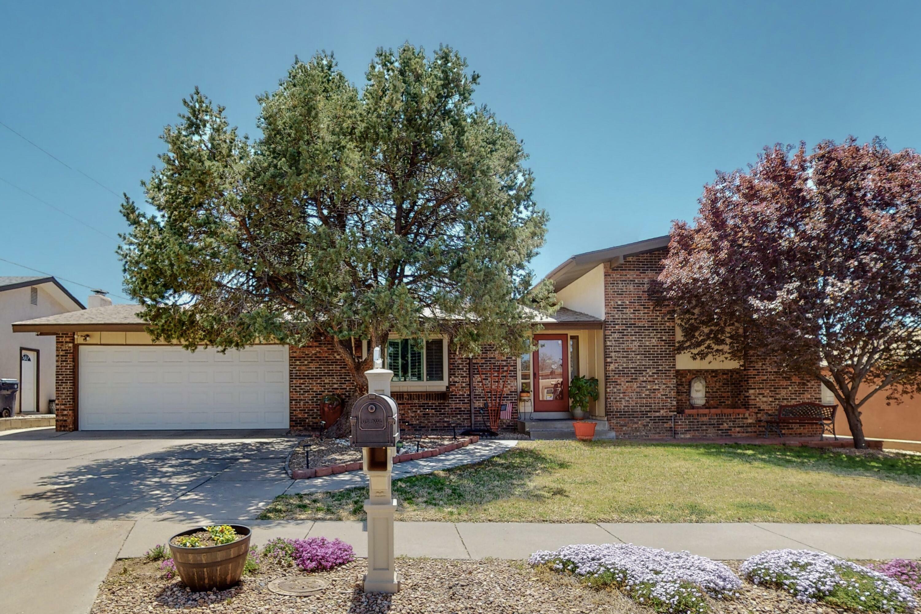 Property Photo:  6324 Driscoll Avenue NE  NM 87109 