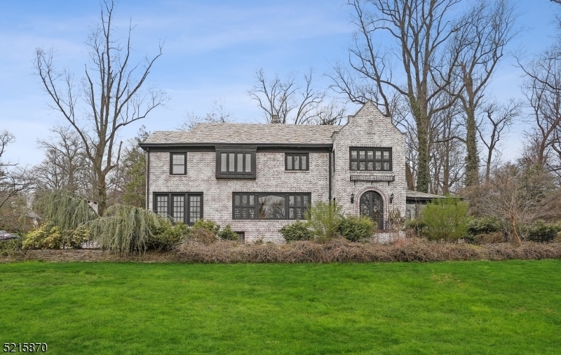 Property Photo:  105 N Wyoming Ave  NJ 07079 