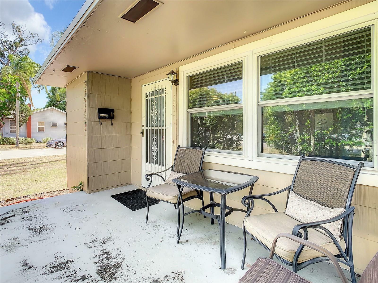 Property Photo: 2900 49th Street N FL 33710