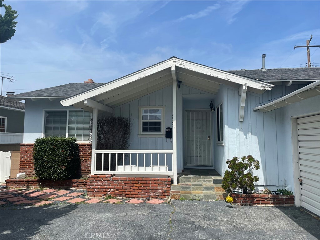 Property Photo:  2029 W 230th Street  CA 90501 