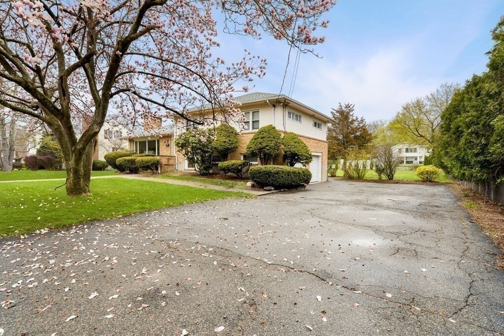 Property Photo: 1085 Concord Avenue MA 02478