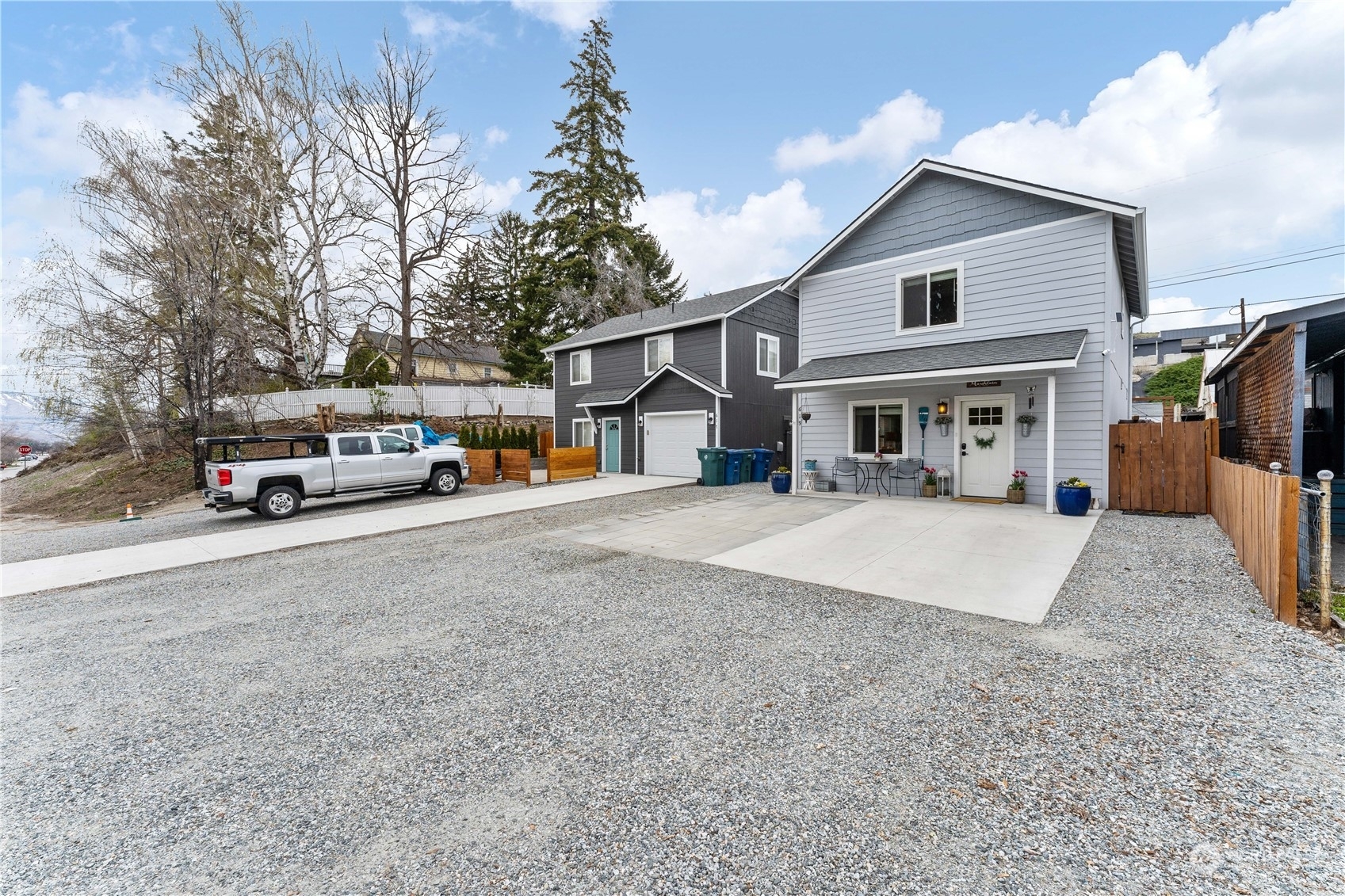 Property Photo:  619 E Wapato Avenue  WA 98816 