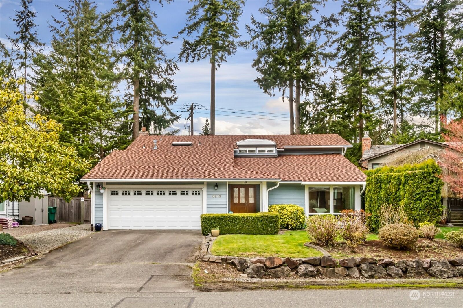 Property Photo:  6219 140th Place SW  WA 98026 
