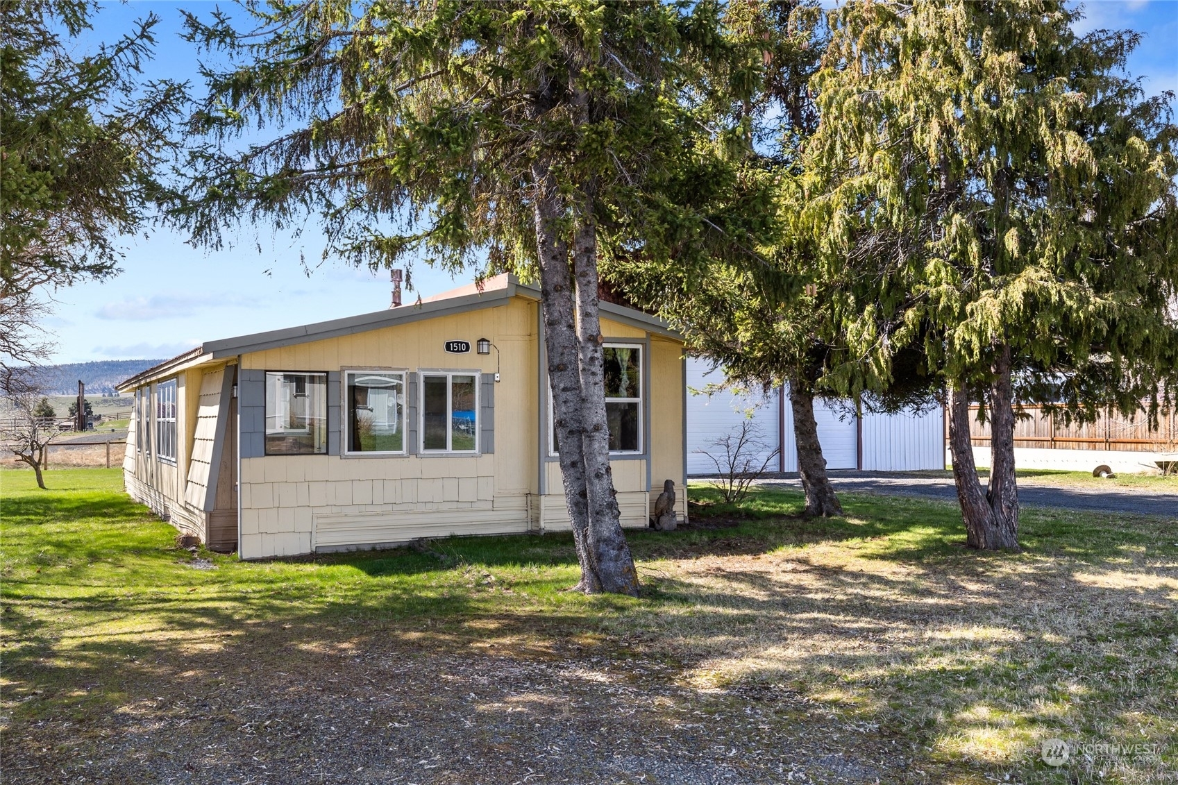 Property Photo:  1510 Sunlight Drive  WA 98922 