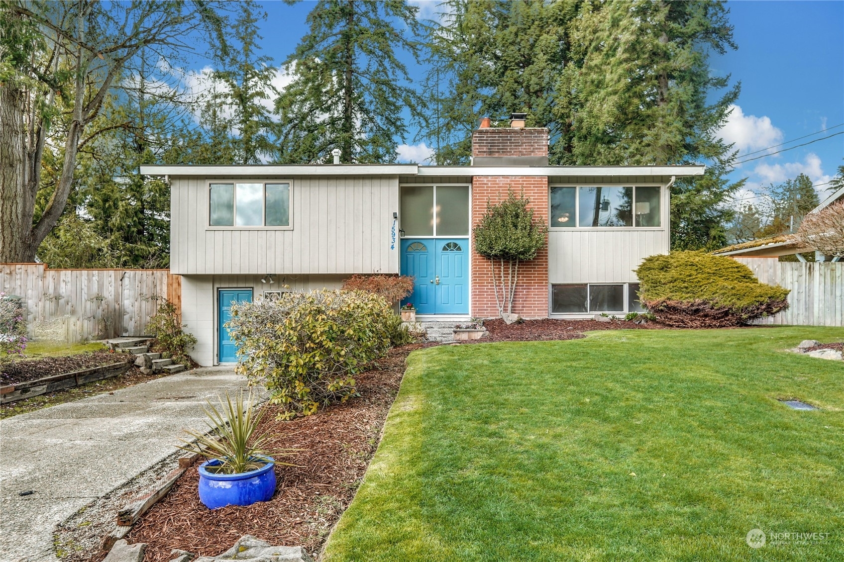 Property Photo:  15934 Main Street  WA 98008 