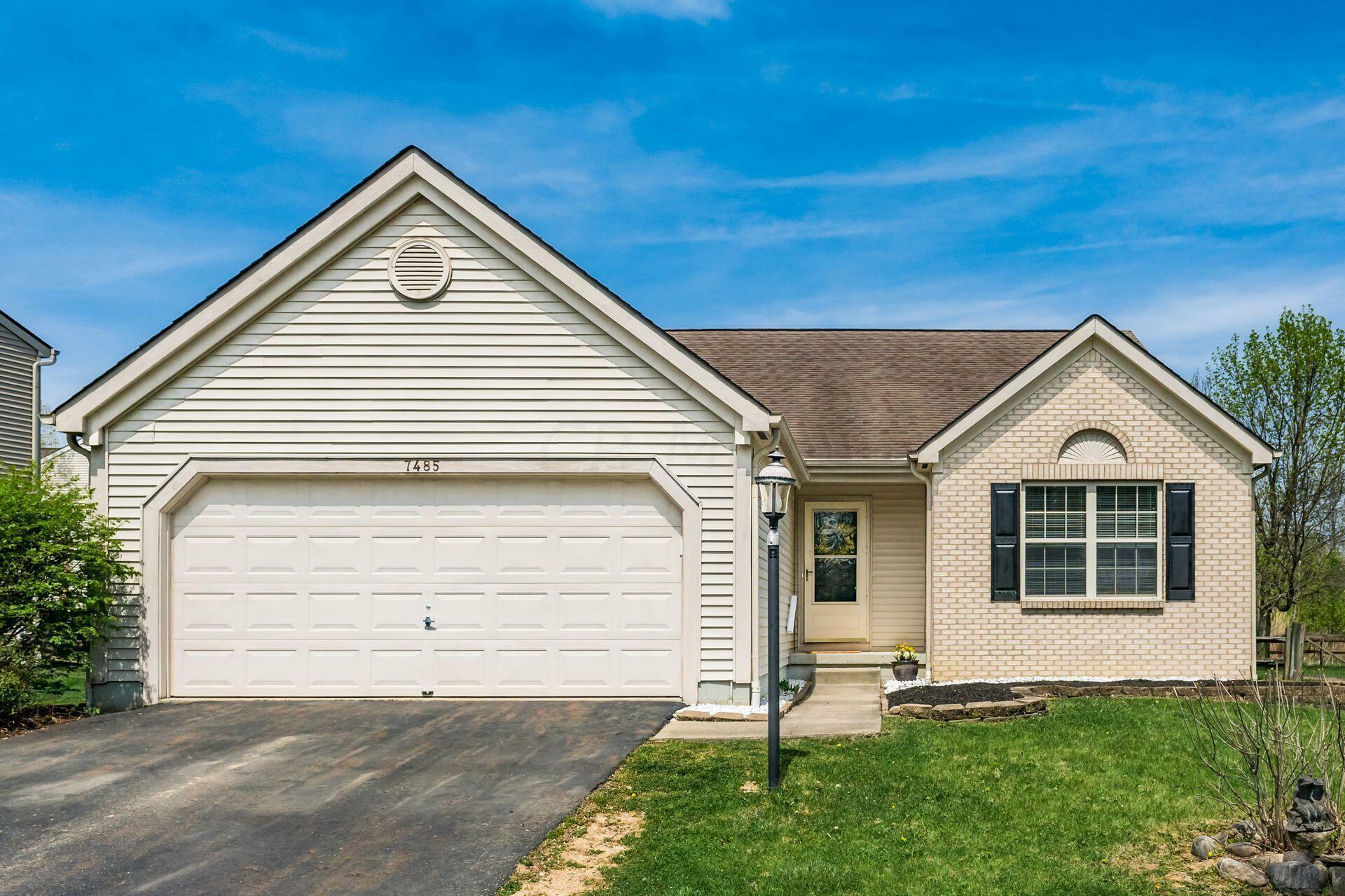 Property Photo: 7485 Totten Springs Drive OH 43082
