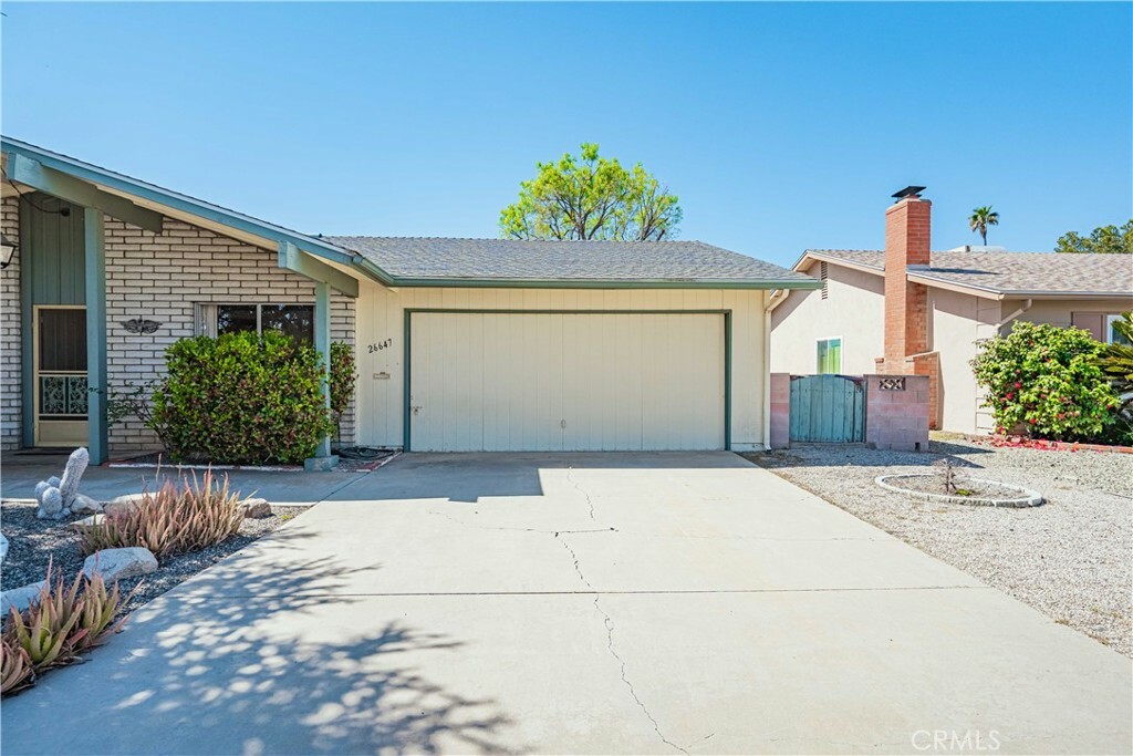 Property Photo: 26647 Amhurst Court CA 92586