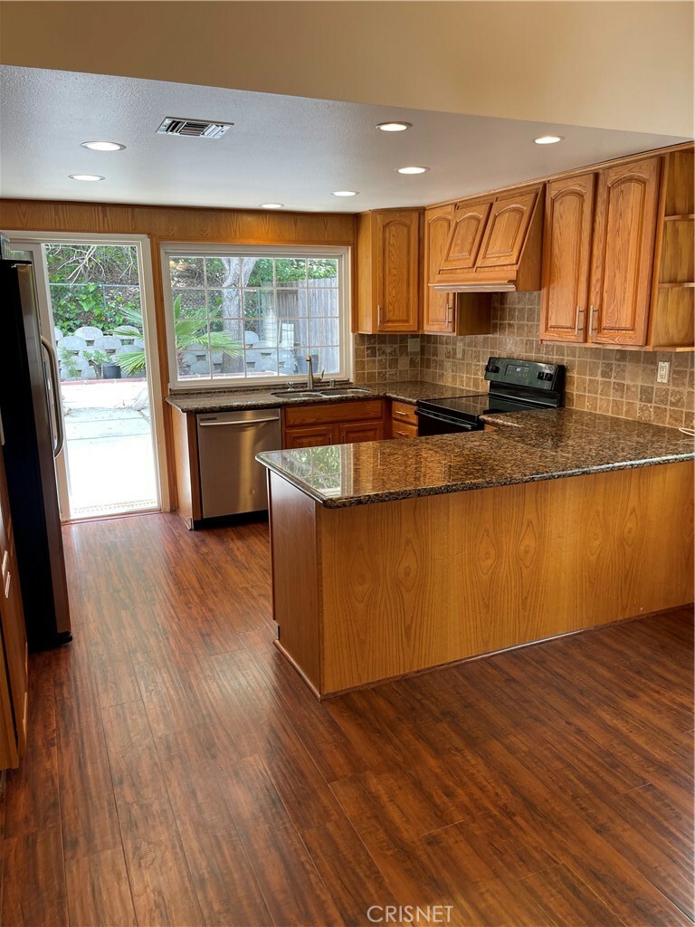 Property Photo: 29372 Hillrise Drive CA 91301