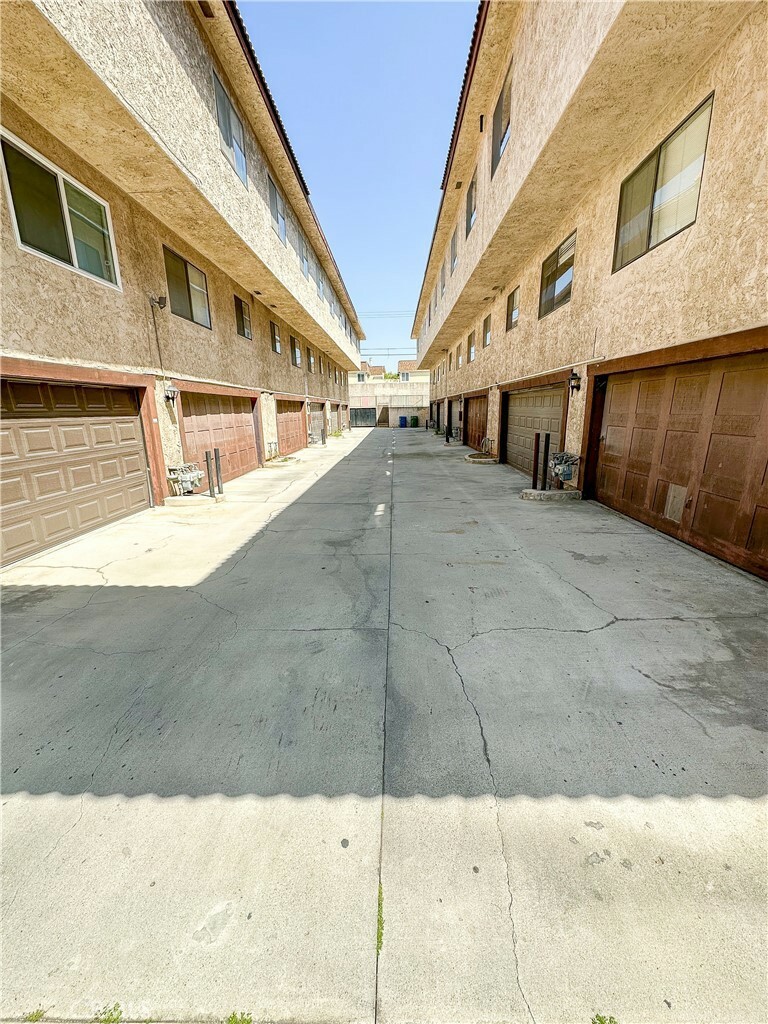 Property Photo:  218 N Marguerita Avenue A  CA 91801 