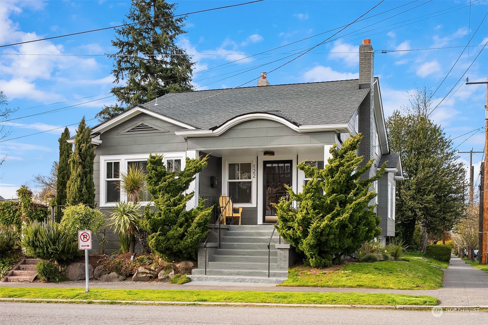 Property Photo:  122 Blaine Street  WA 98109 