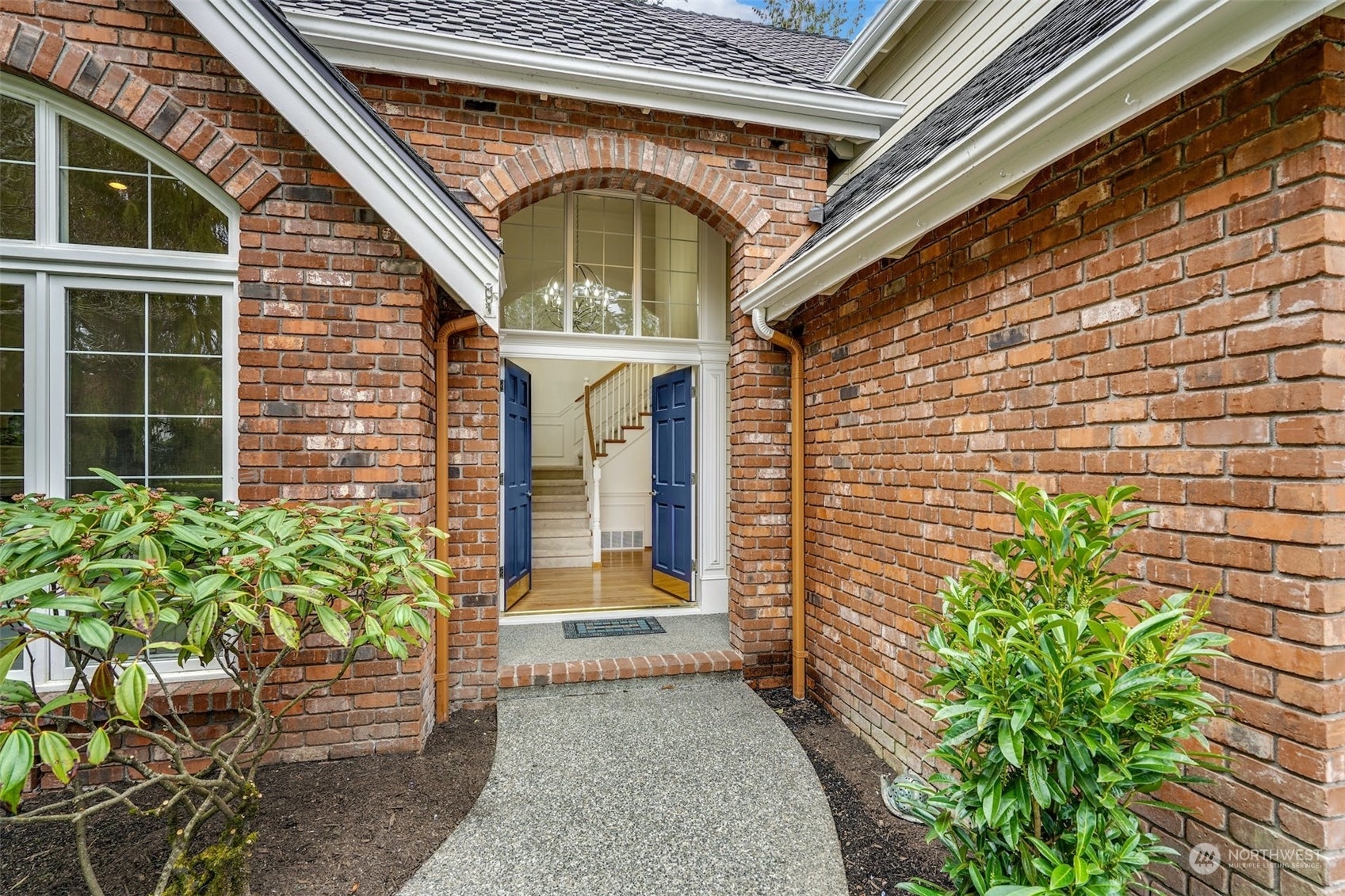 Property Photo:  6836 St Andrews Drive  WA 98275 