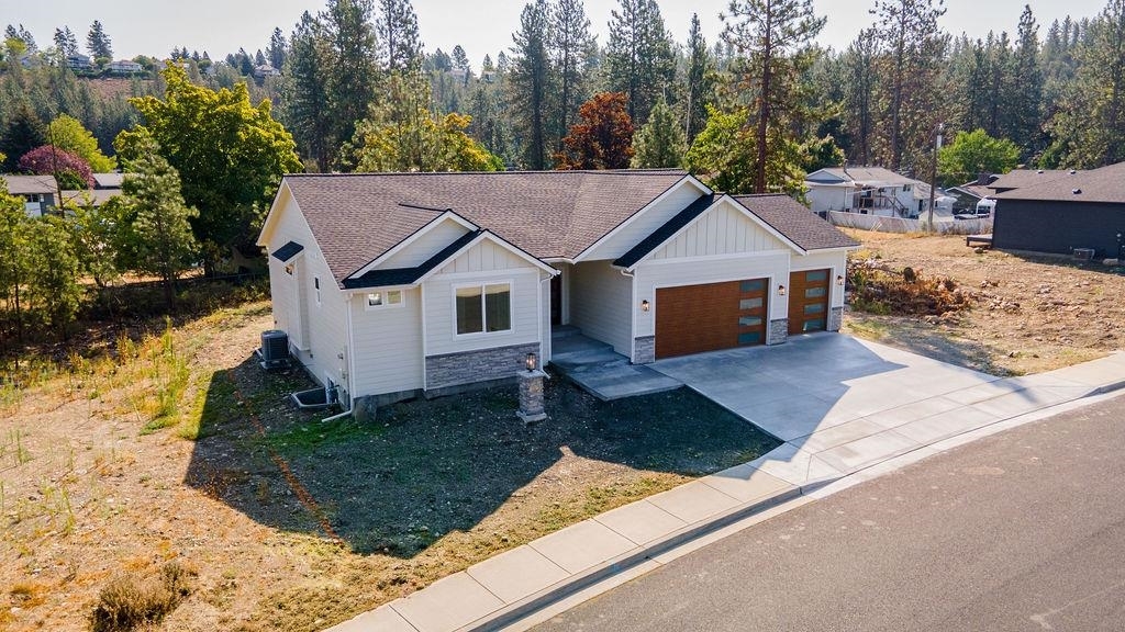 Property Photo: 6120 N Windsor St WA 99208
