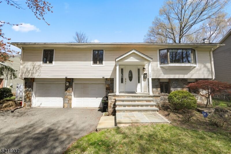 Property Photo:  149 Sherwood Dr  NJ 07446 