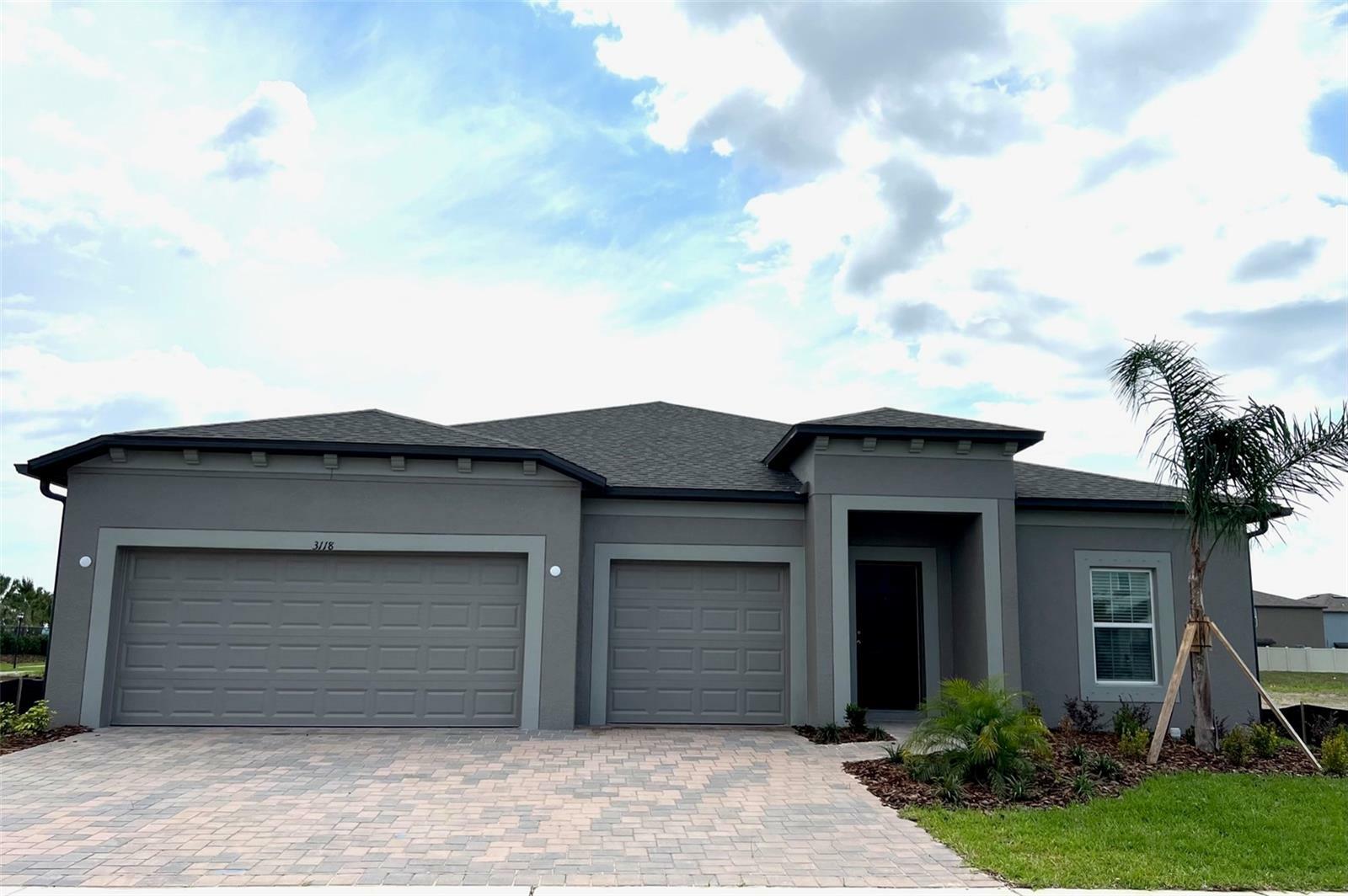 Property Photo:  3118 King Fern Drive  FL 33598 