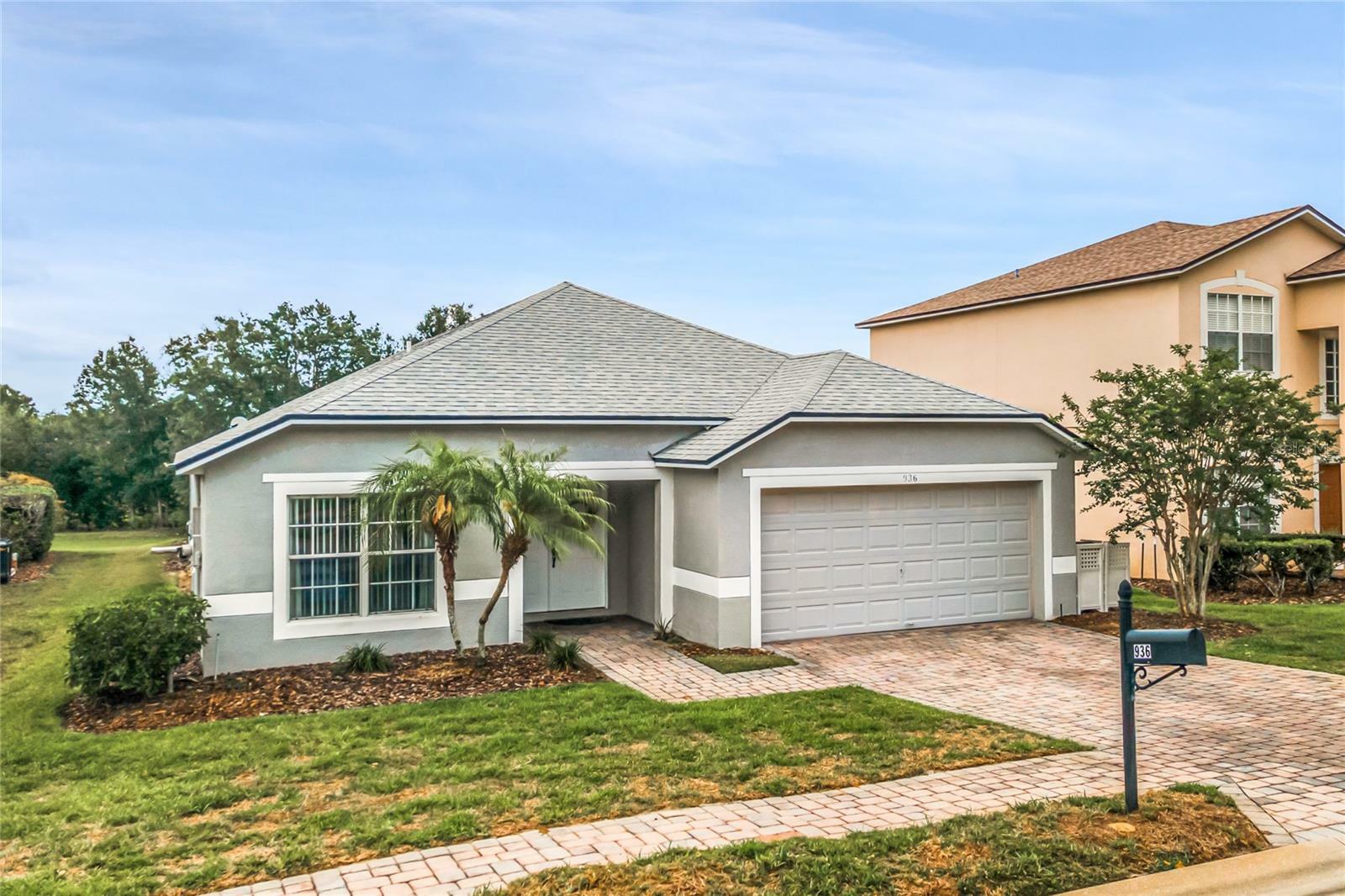 Property Photo:  936 Balmoral Dr  FL 33896 